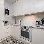 Apartment Solidarnosci 68 By Homeprime *