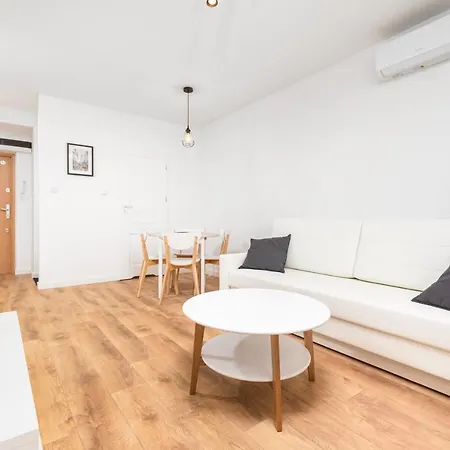 Solidarnosci 68 By Homeprime Varsovia